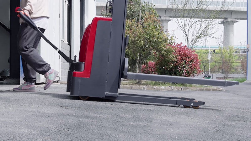 為您的企業(yè)購買叉車的指南-問什么